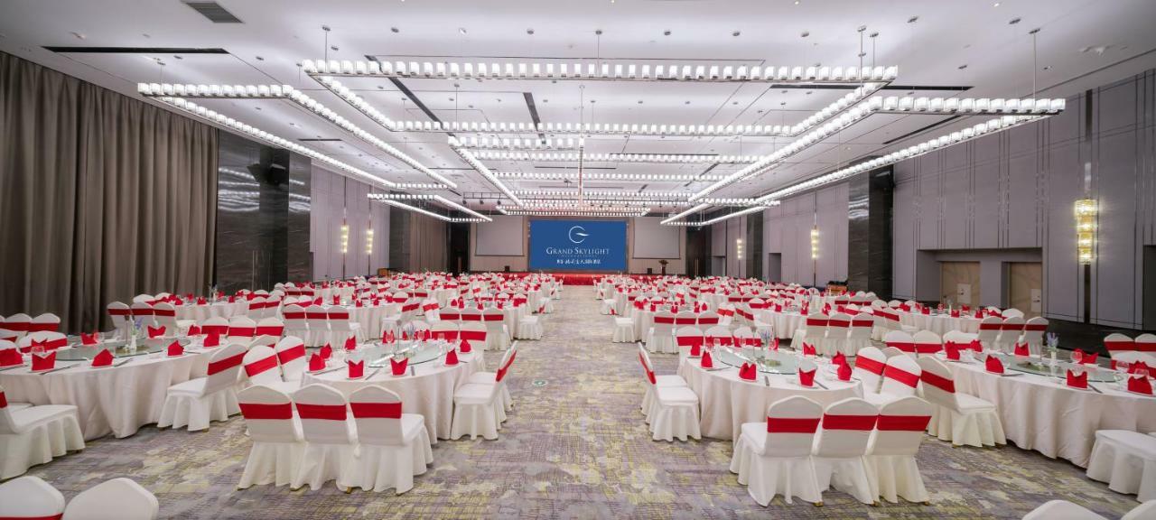 Grand Skylight International Hotel Haoyue Shenzhen Baoan Int'L Exhibition Center Esterno foto